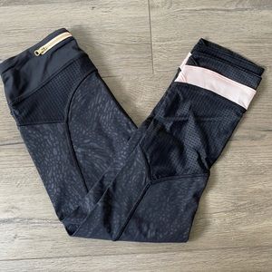 LULULEMON Inspire Tight II *size 4*